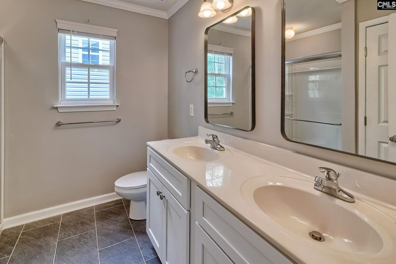 204 Kwanzan Drive  Photo 13