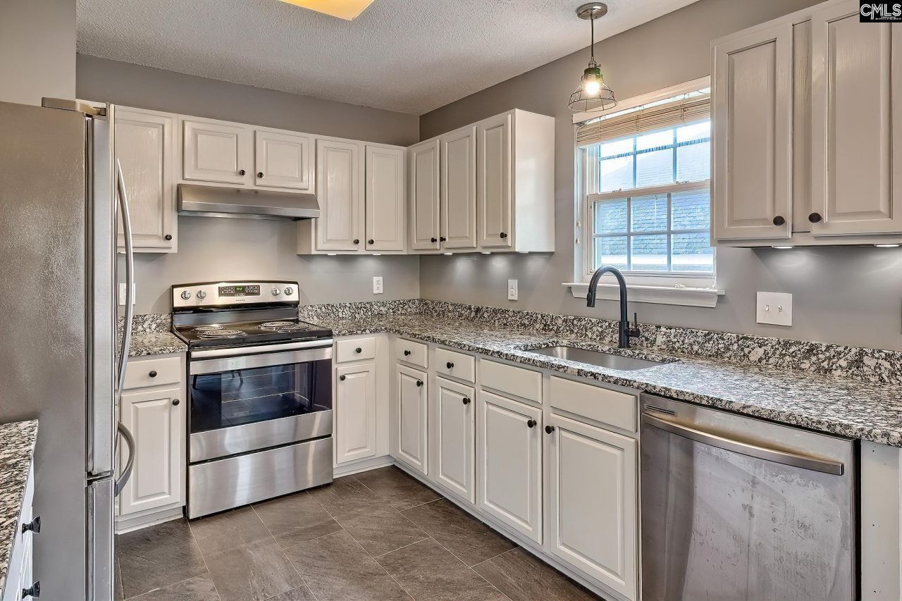 204 Kwanzan Drive  Photo 7