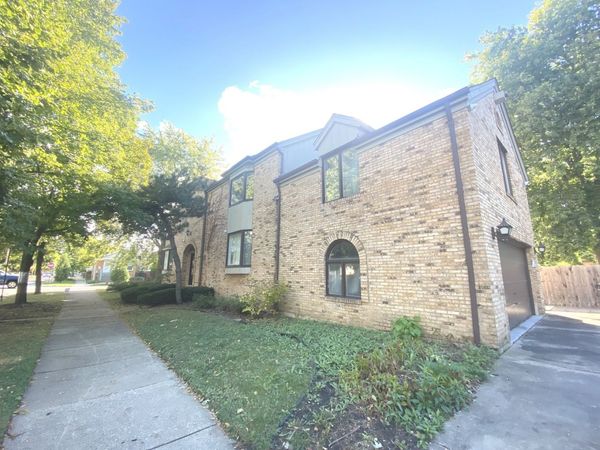 4956 S Campbell Avenue, Chicago, IL 60632