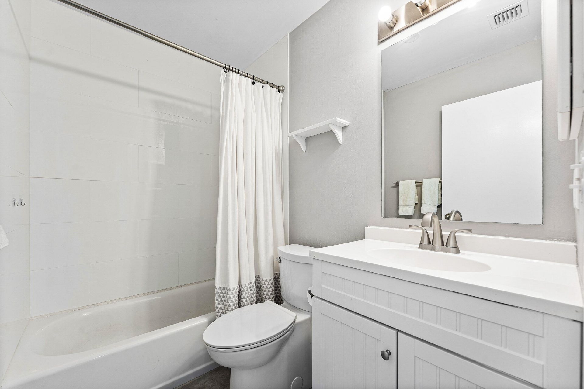 29 Swallow Drive, Boynton Beach, FL 33436 Photo