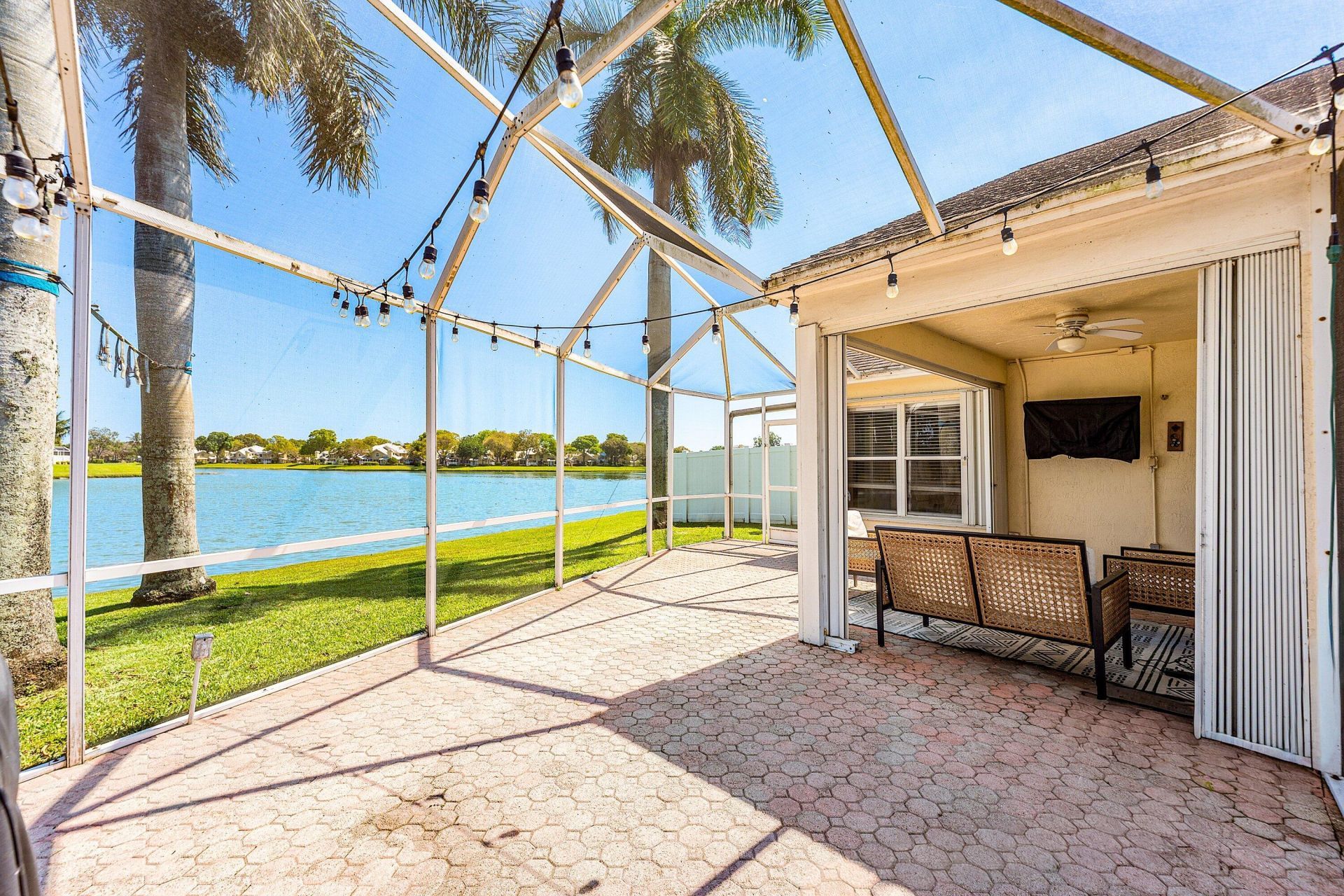 29 Swallow Drive, Boynton Beach, FL 33436 Photo