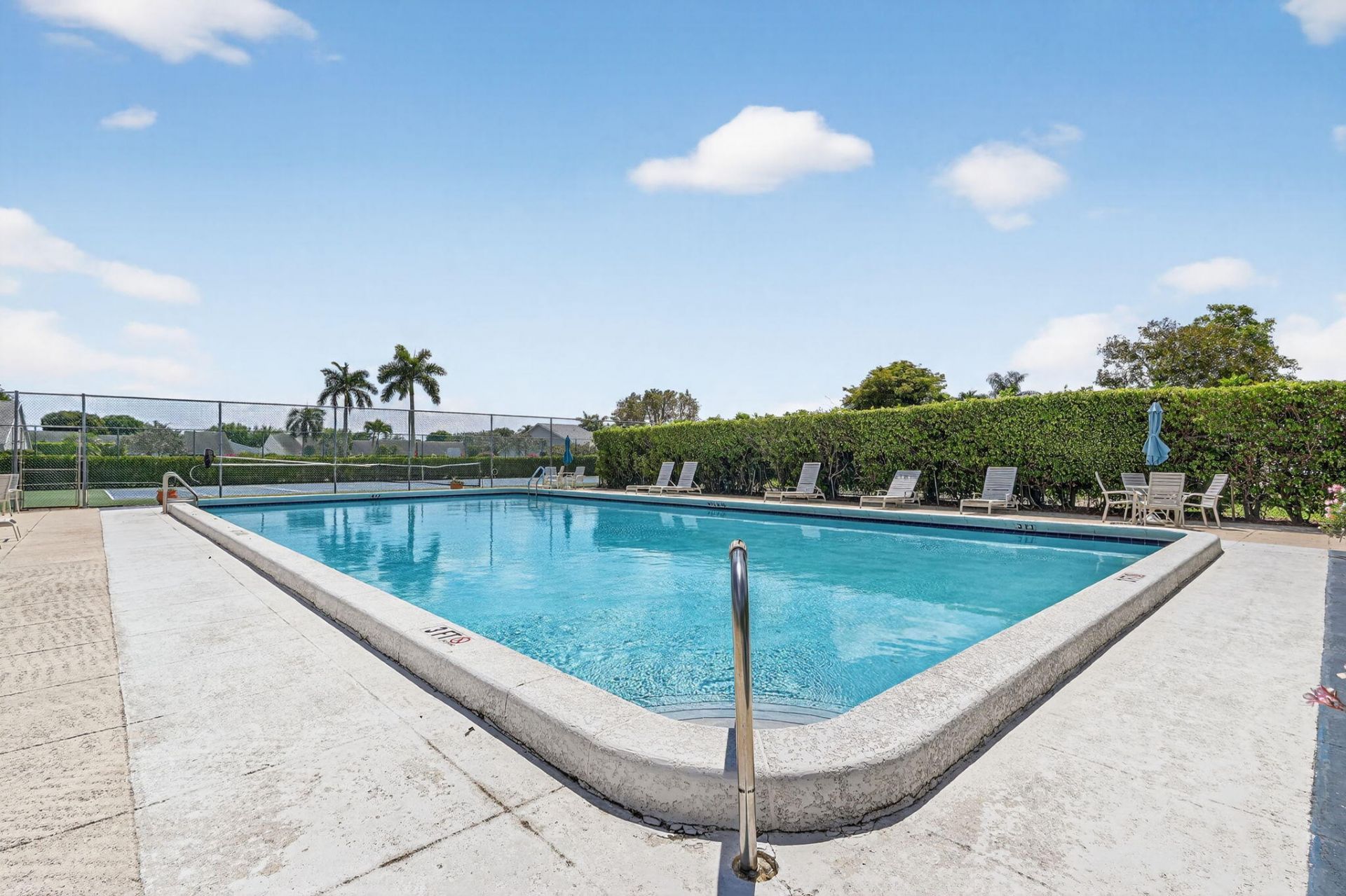 2641 W Gately Dr W W, Unit 906, West Palm Beach, FL 33415 Photo
