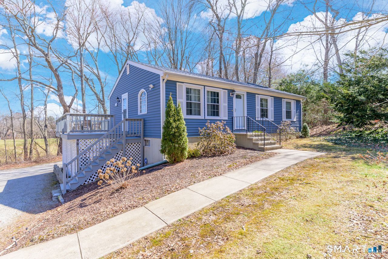 17 Charles, Essex, CT 06409 Main Photo