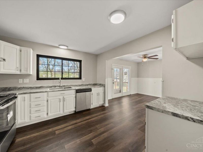 5474 Starcrest Drive, Delhi Twp, OH 45238 Photo 13