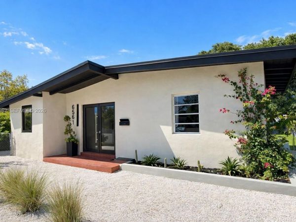 6561 SW 34th St , Miami, FL 33155