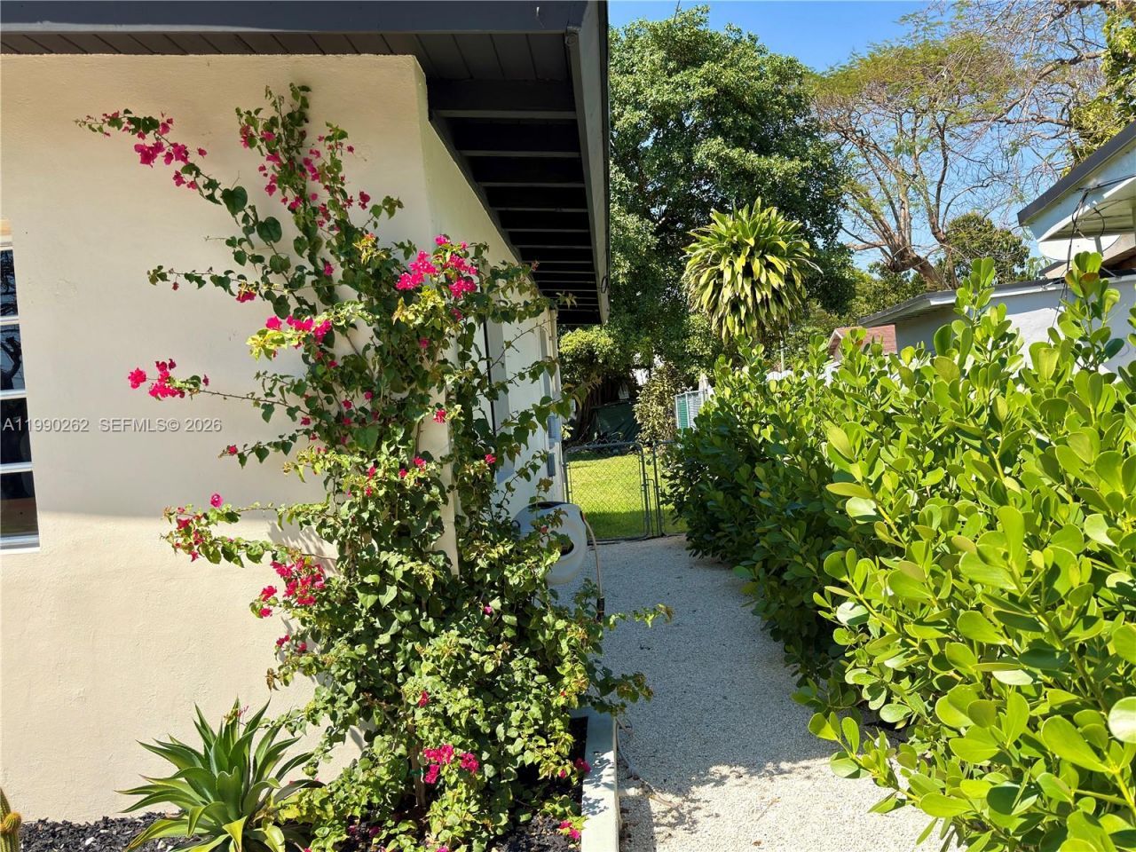 6561 SW 34th St, Miami, FL 33155 Photo