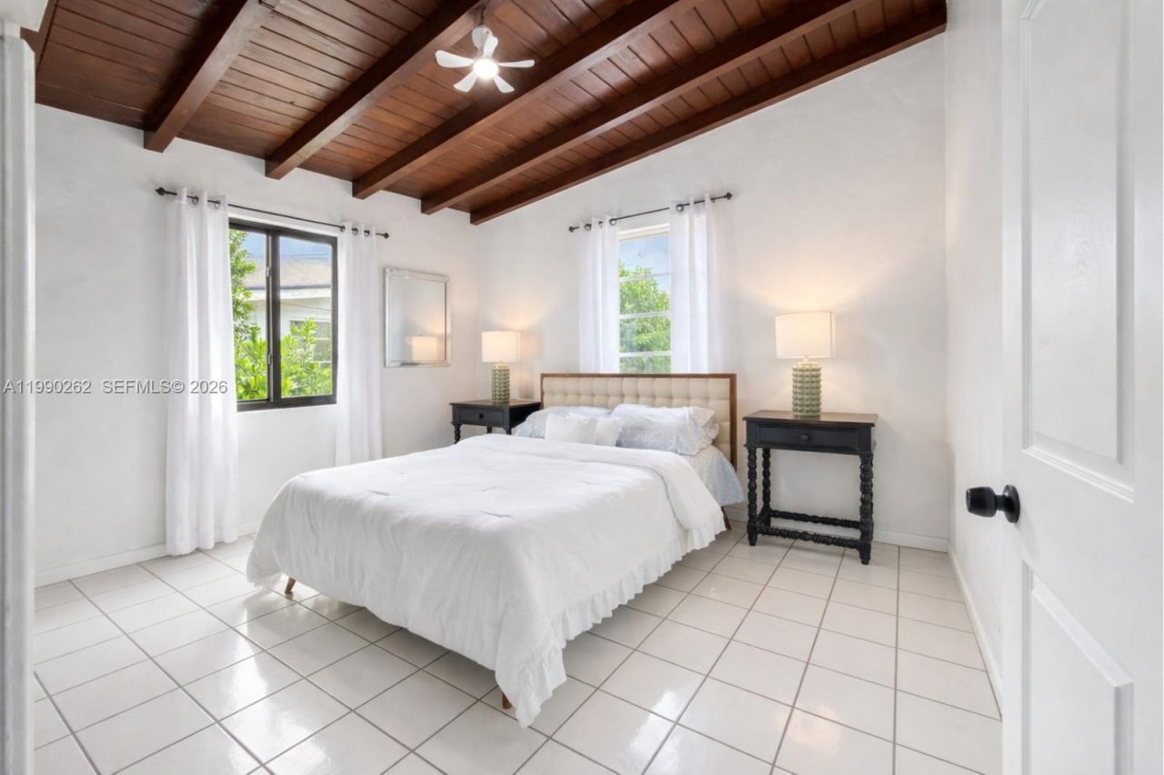 6561 SW 34th St , Miami, FL 33155 Photo