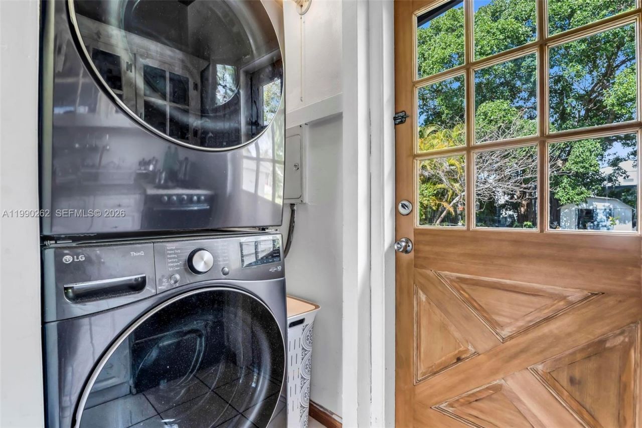 6561 SW 34th St, Miami, FL 33155 Photo