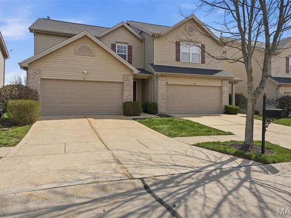 510 Country Circle Drive, Lake St Louis, MO 63367