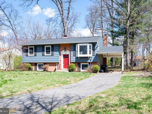 124 WOODLAND ROAD, GAITHERSBURG, MD 20877