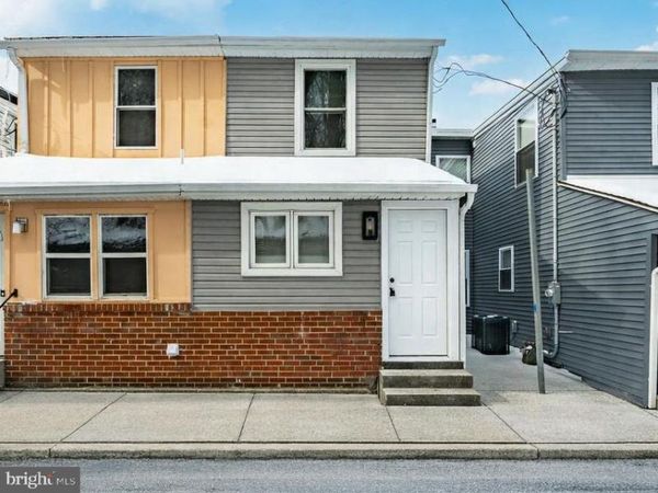 313 S 1ST AVENUE , COATESVILLE, PA 19320