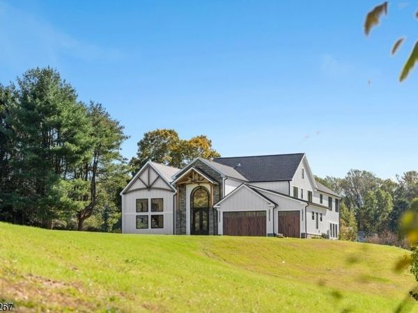 465 Cherry Ln, Mendham, NJ 07945
