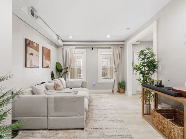 87 Madison Ave, Newark, NJ 07108