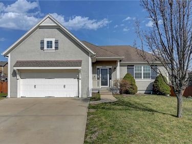 3705 N 153rd Street, Basehor, KS 66007