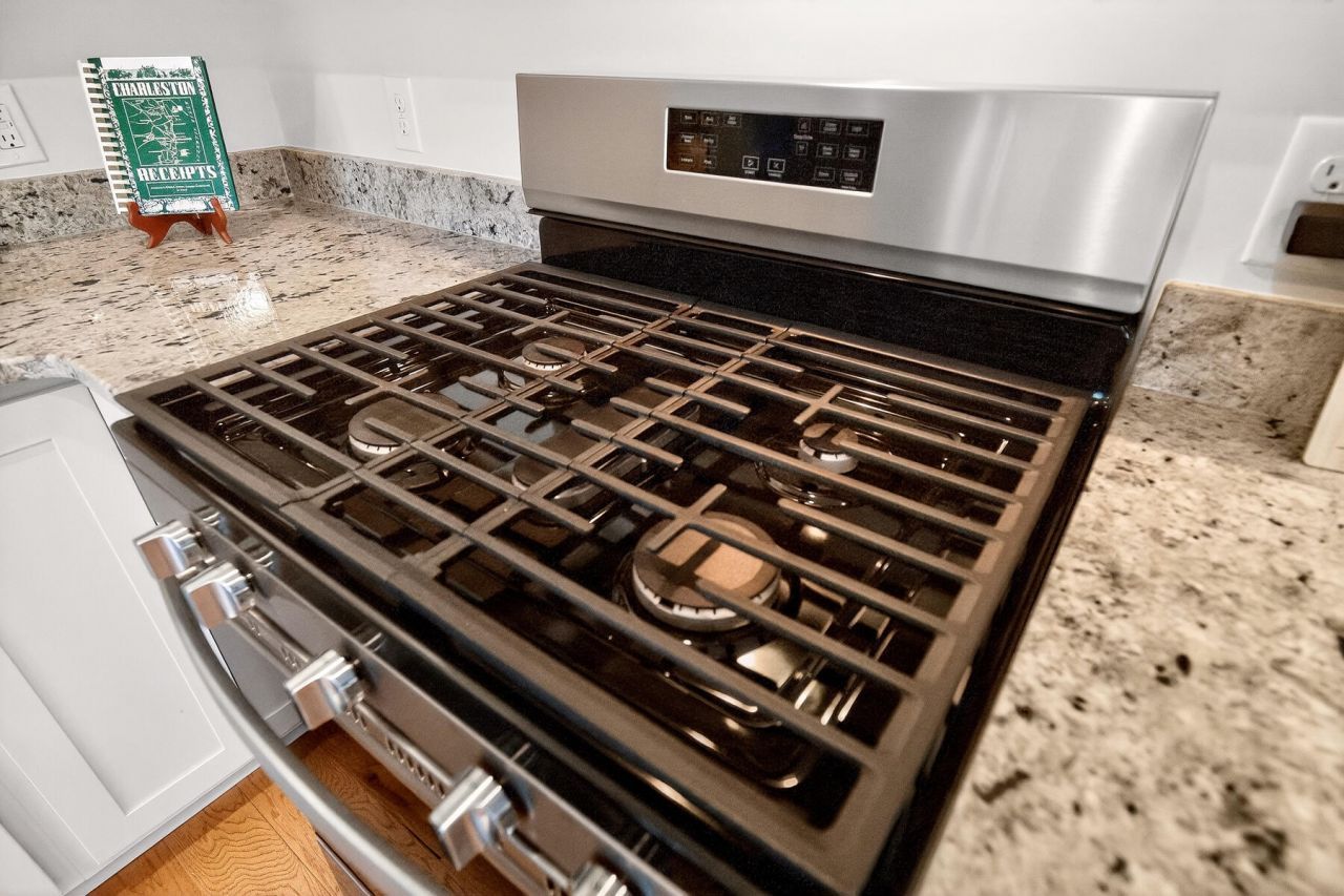 246 Silver Creek Drive Photo 18