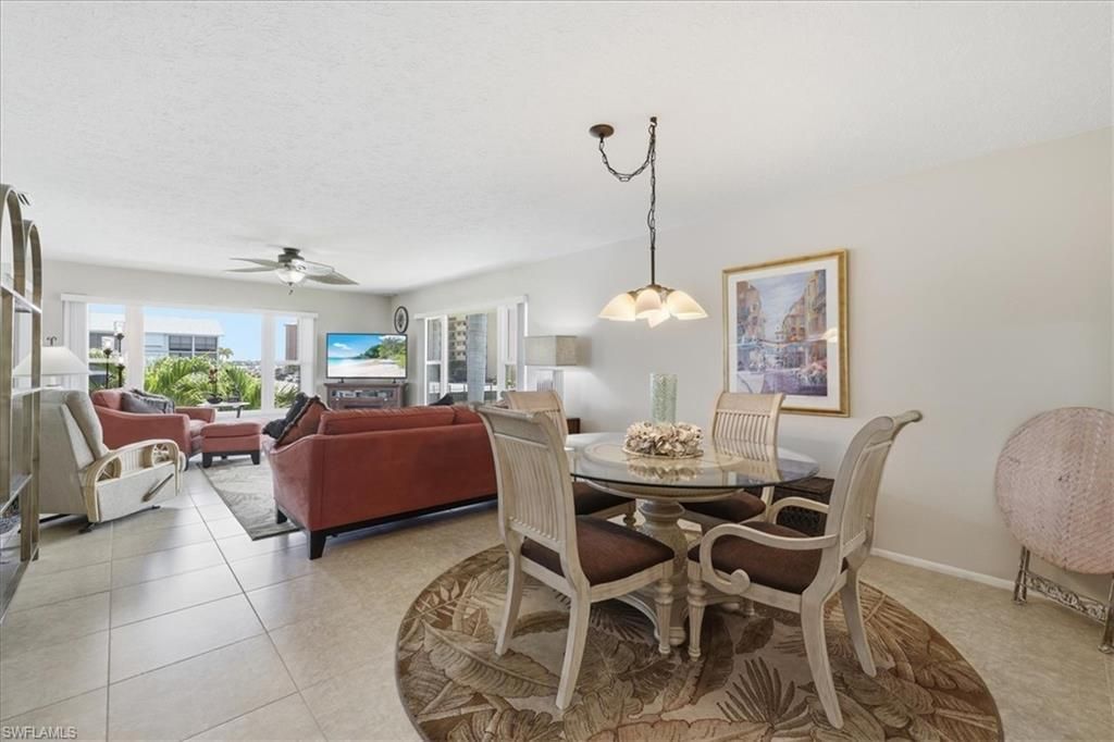 4231 SE 19th Pl, Unit 2J, Cape Coral, FL 33904 Photo