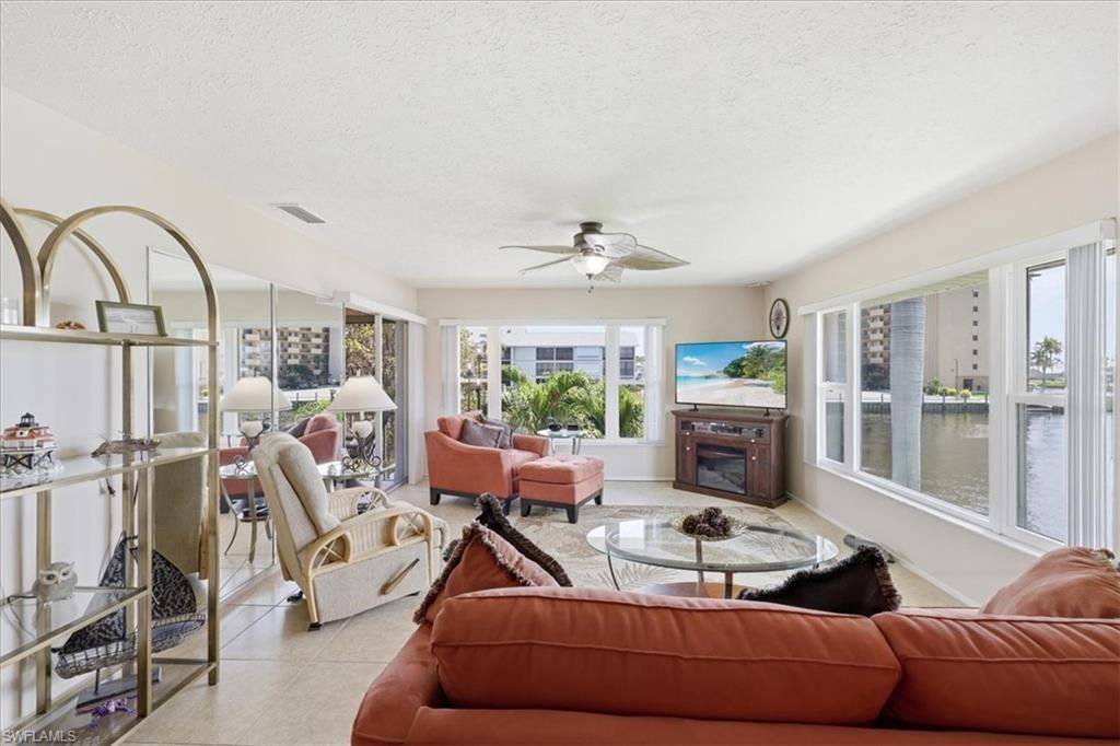 4231 SE 19th Pl , Unit 2J, Cape Coral, FL 33904 Photo