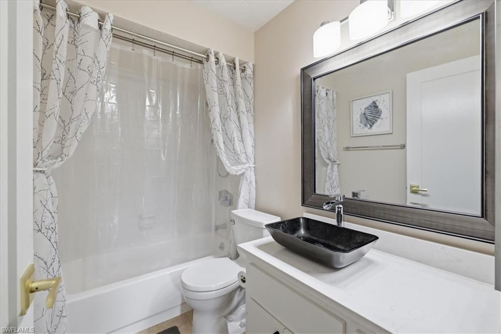 4231 SE 19th Pl, Unit 2J, Cape Coral, FL 33904 Photo