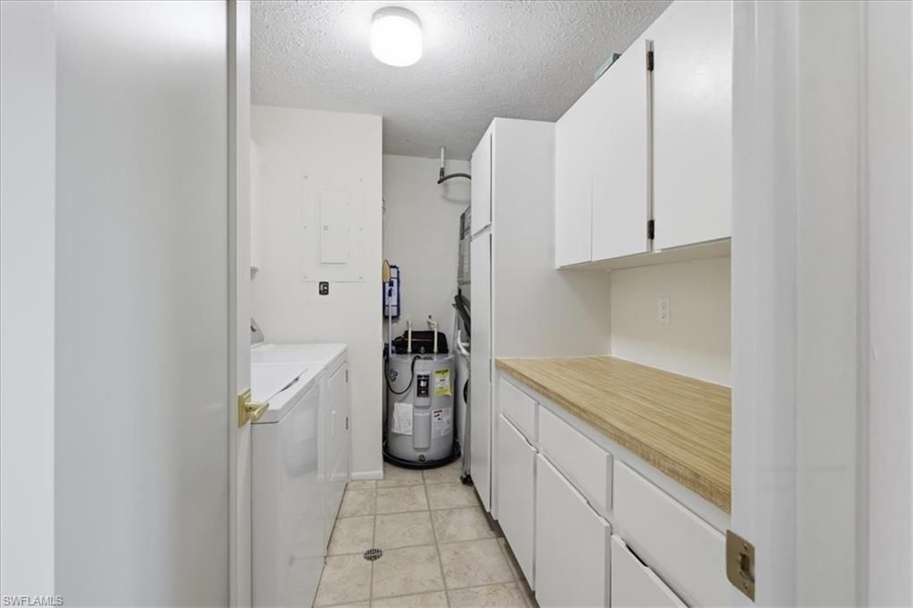 4231 SE 19th Pl , Unit 2J, Cape Coral, FL 33904 Photo