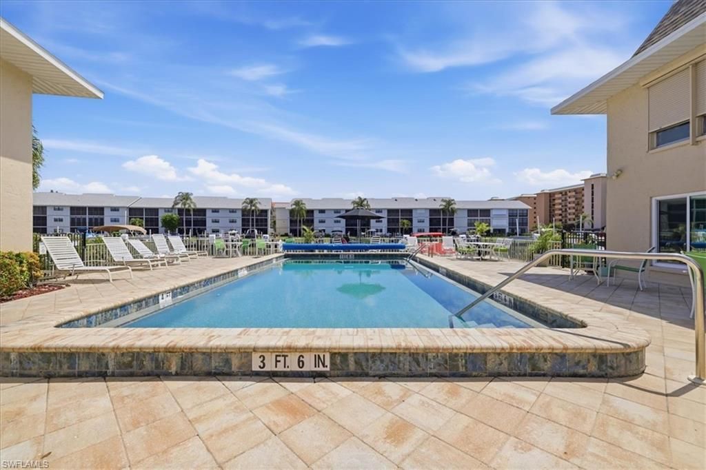 4231 SE 19th Pl , Unit 2J, Cape Coral, FL 33904 Photo