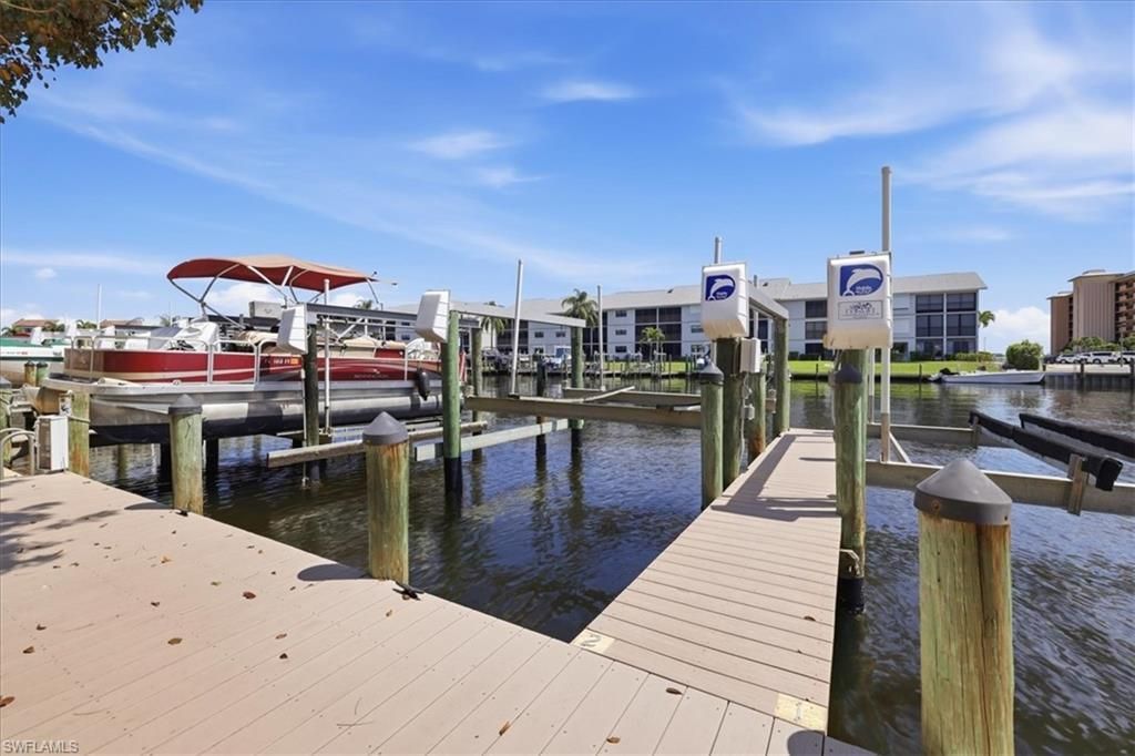 4231 SE 19th Pl, Unit 2J, Cape Coral, FL 33904 Photo