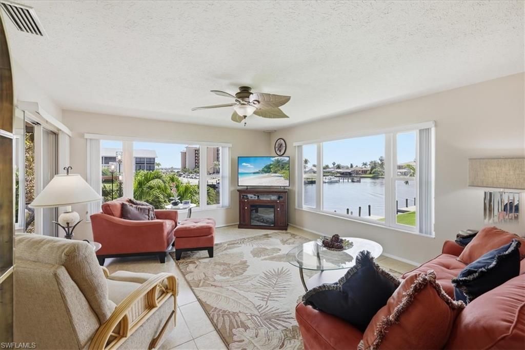 4231 SE 19th Pl , Unit 2J, Cape Coral, FL 33904 Photo