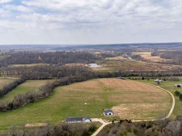 125 Ashland Rd , Waynesboro, TN 38485