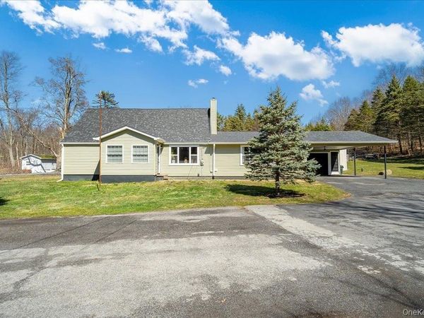 1548 State Route 32, Wallkill, NY 12589
