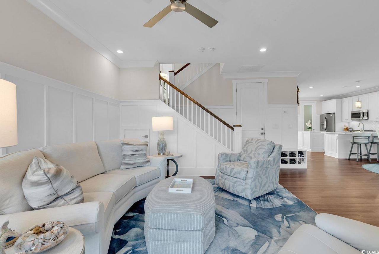 5367 Ocean Village Dr. Photo 12