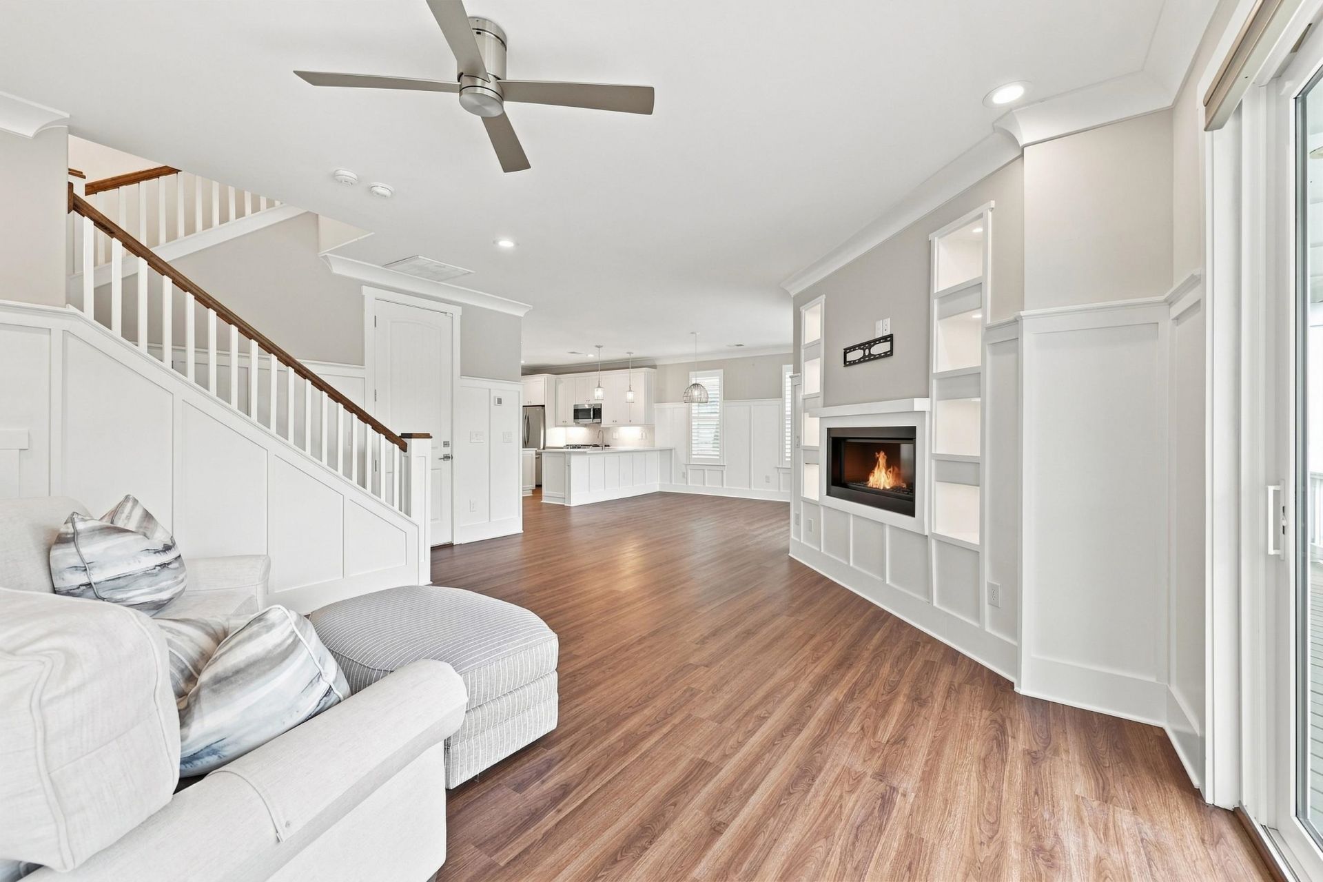 5367 Ocean Village Dr. Photo 23