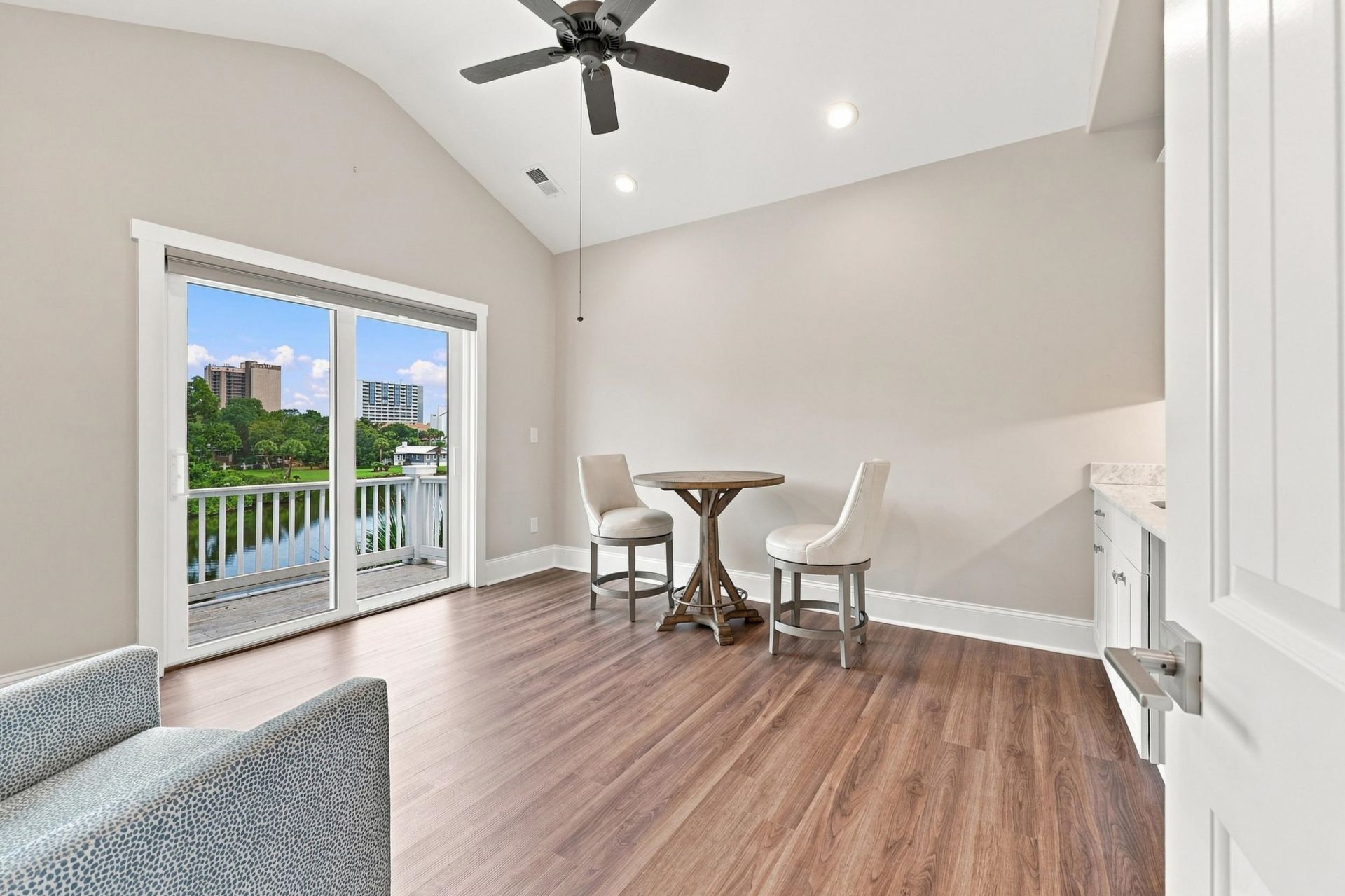 5367 Ocean Village Dr. Photo 30