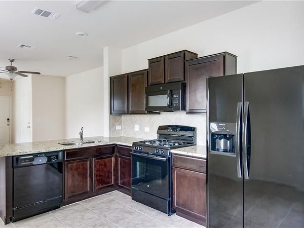 5916 Kennedy ST, Austin, TX 78747