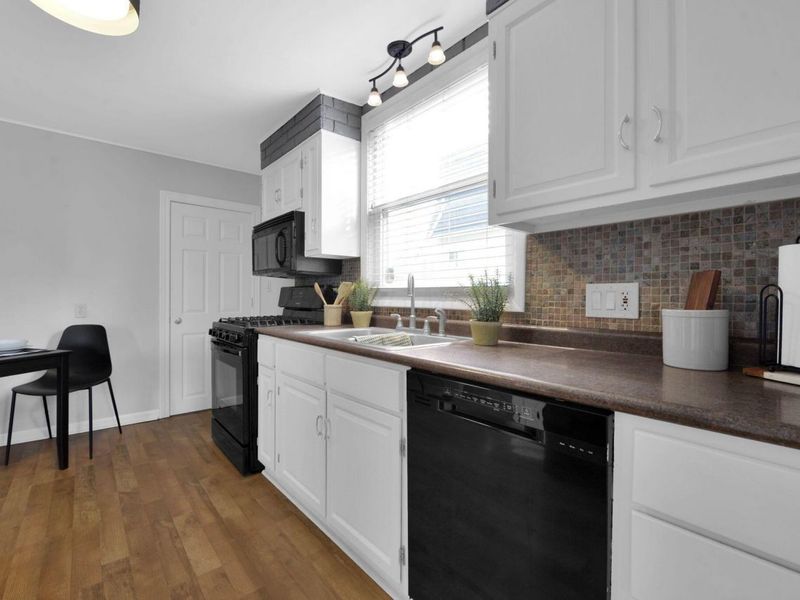 29 Crestview Road, Columbus, OH 43202 Photo 13