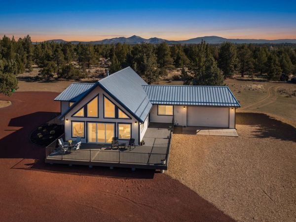 3342 SW 73rd Street, Redmond, OR 97756