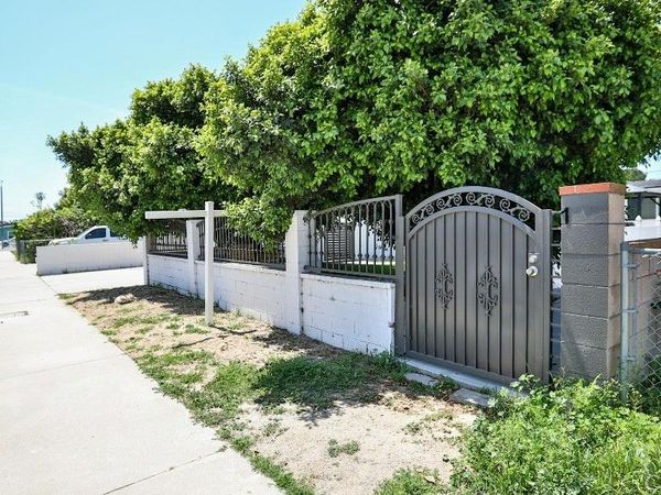 10301 Antigua Street, Anaheim, CA 92804