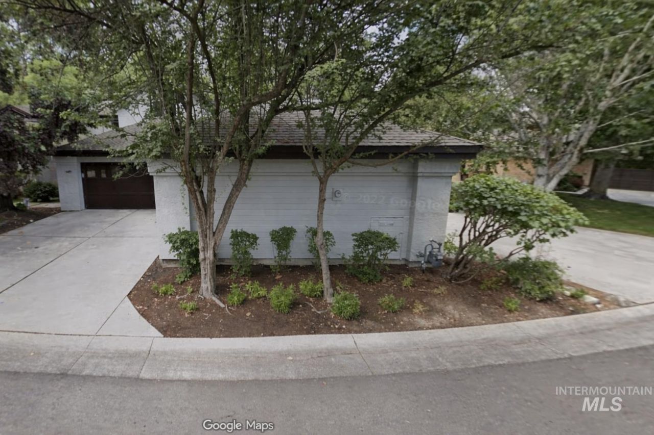 1912 S Springbrook Ln, Boise, ID 83706 Main Photo