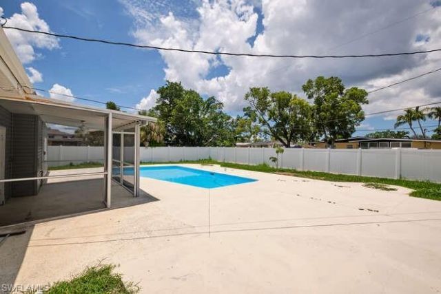 4370 Deleon St , Fort Myers, FL 33901 Photo