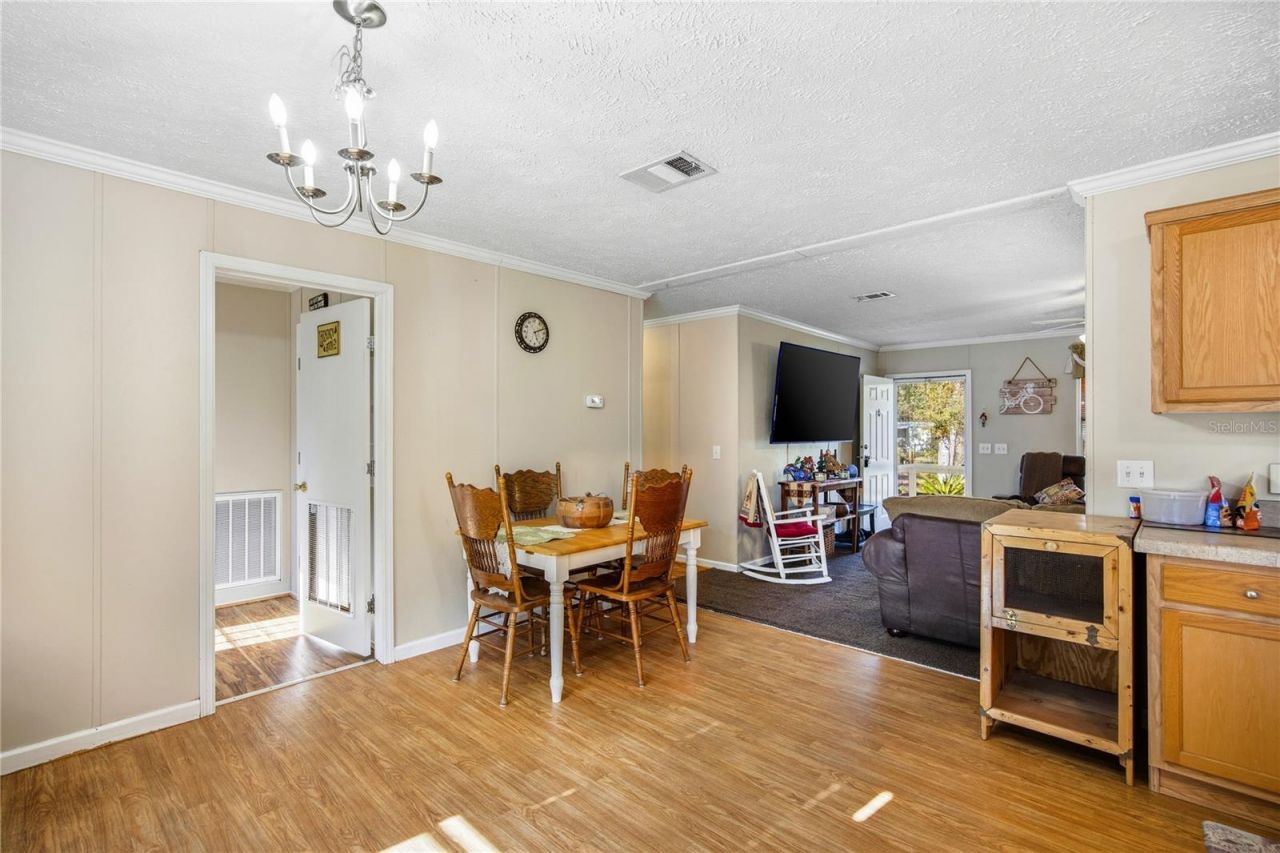 16564 NW 85th Terrace , Fanning Springs, FL 32693 Photo