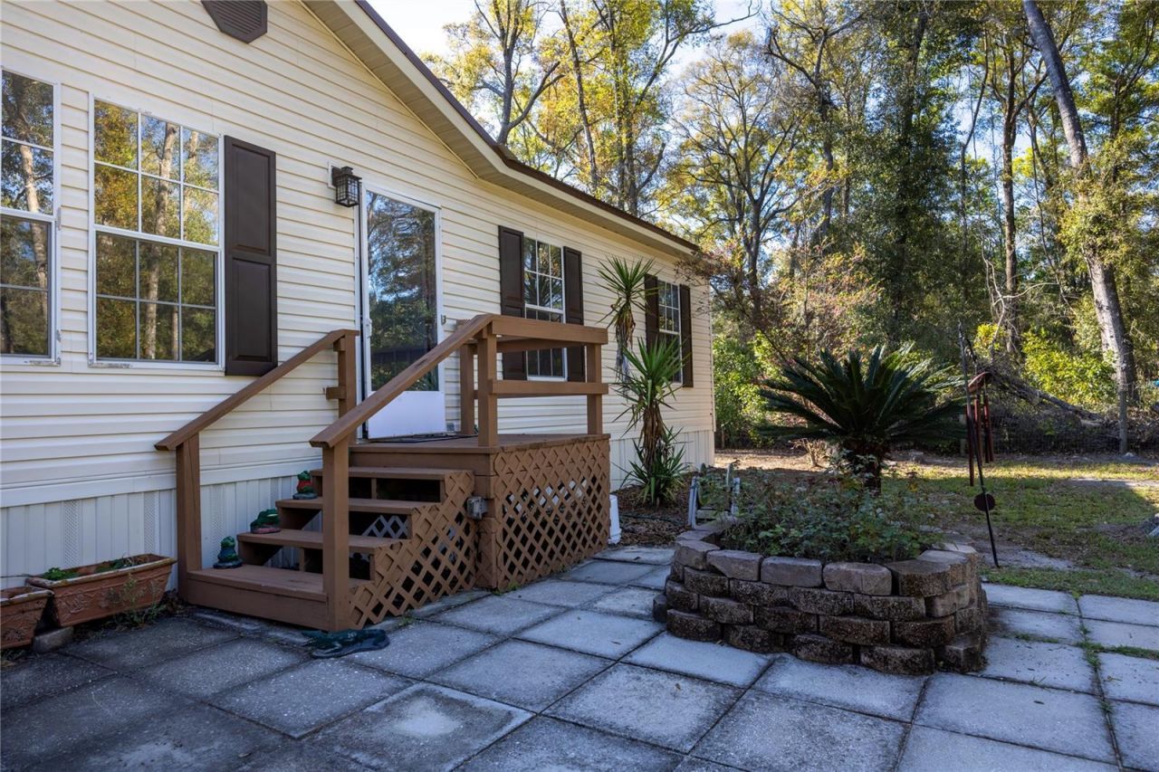 16564 NW 85th Terrace , Fanning Springs, FL 32693 Photo