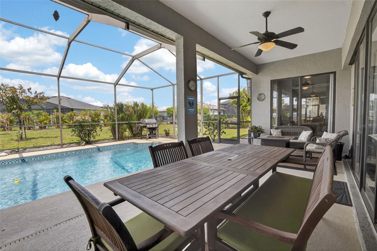 3615 Gaviota Drive, Sun City Center, FL 33573 Photo