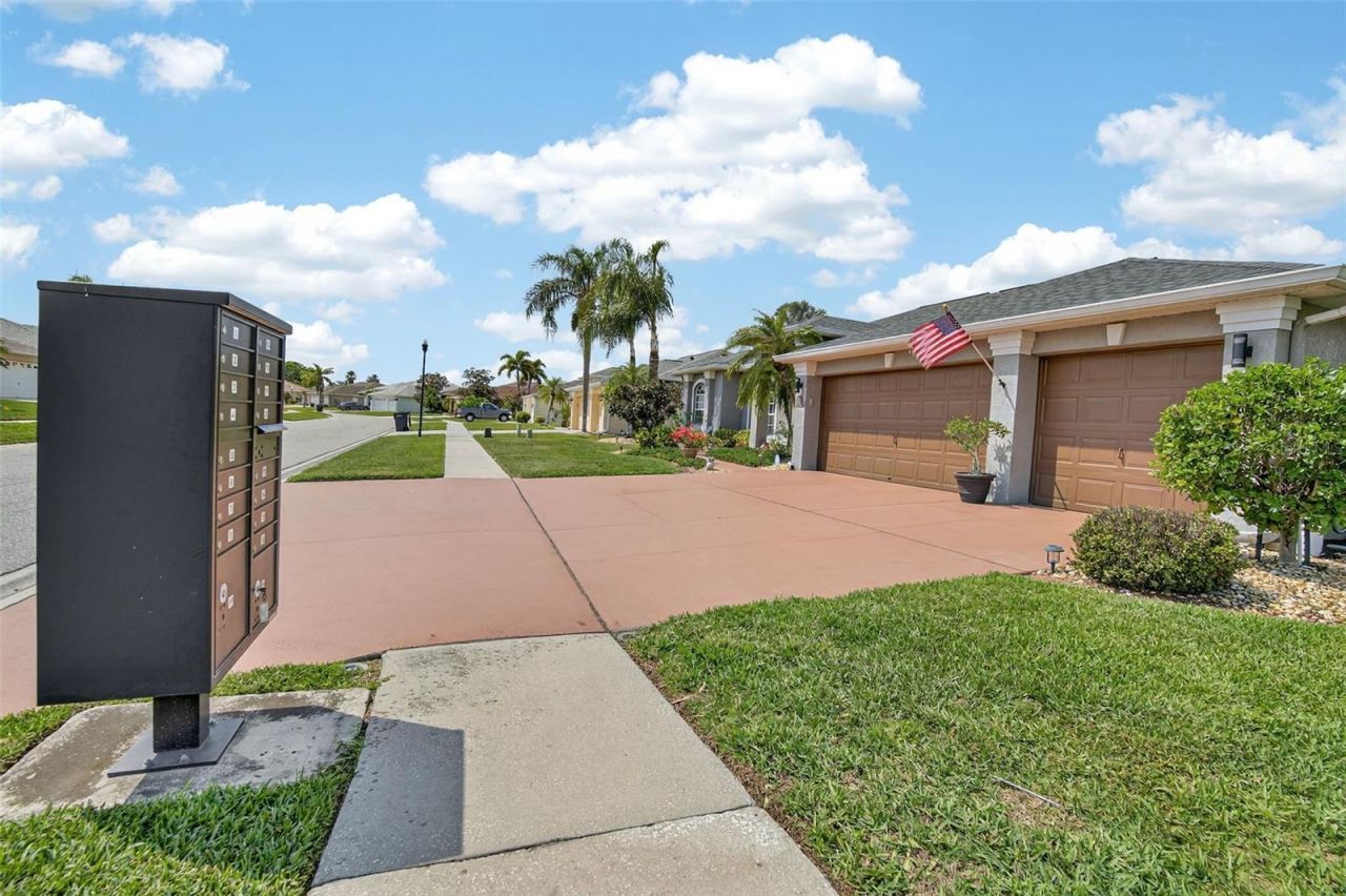 3615 Gaviota Drive, Sun City Center, FL 33573 Photo