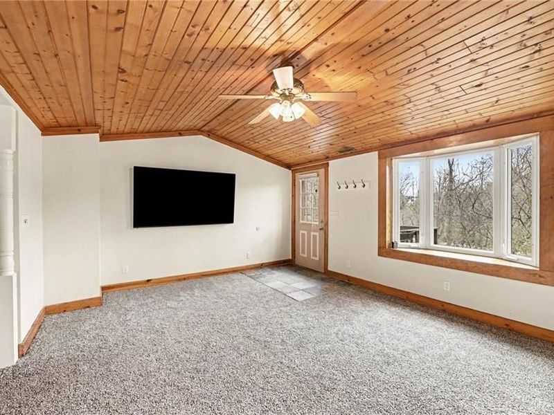 989 Ogden Road, Adams Township, OH 45177 Photo 4