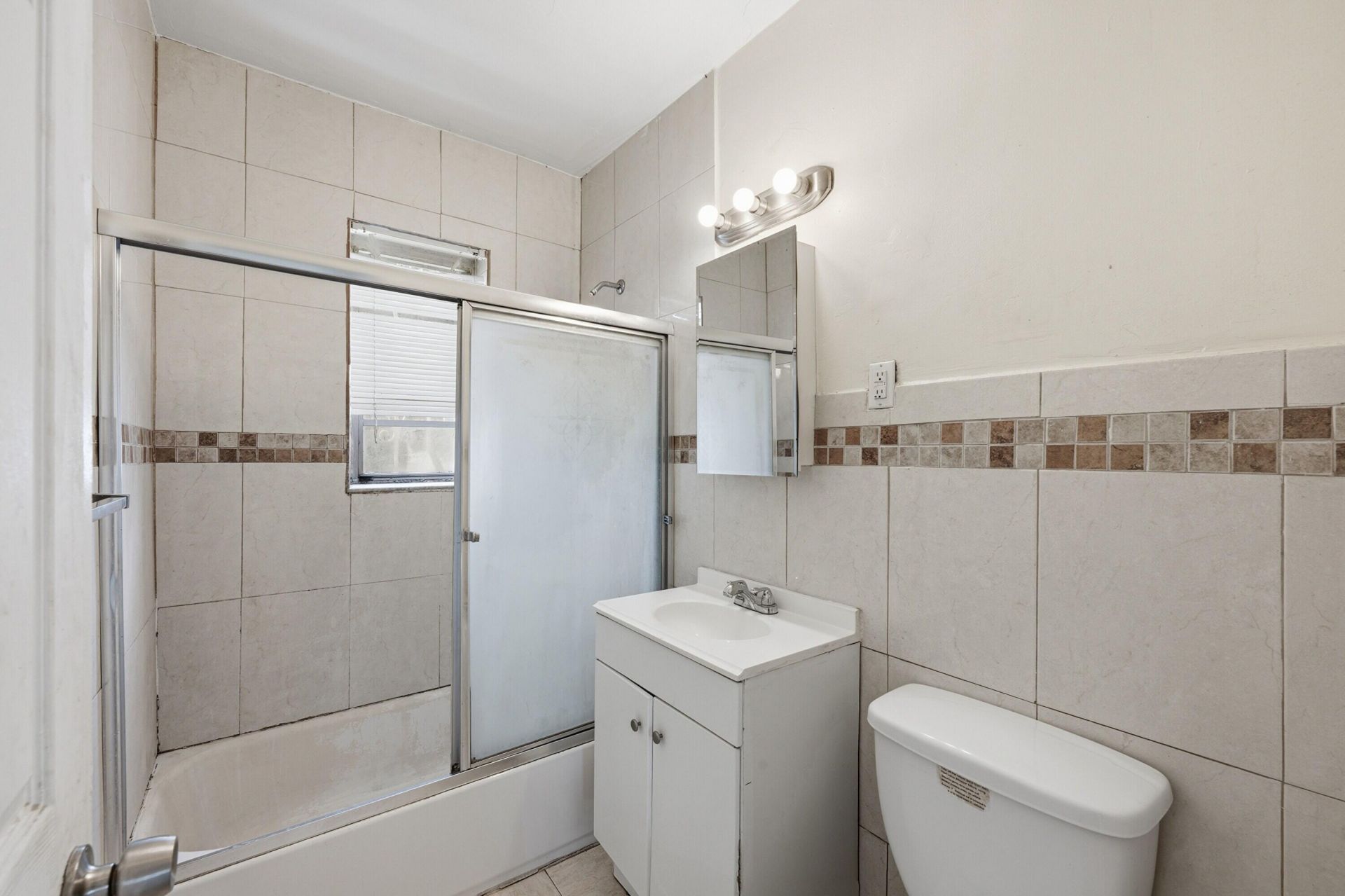 5700 N Miami Avenue, Miami, FL 33127 Photo