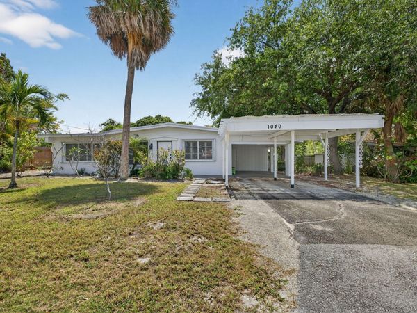 1040 SE 5th Street SE, Stuart, FL 34996