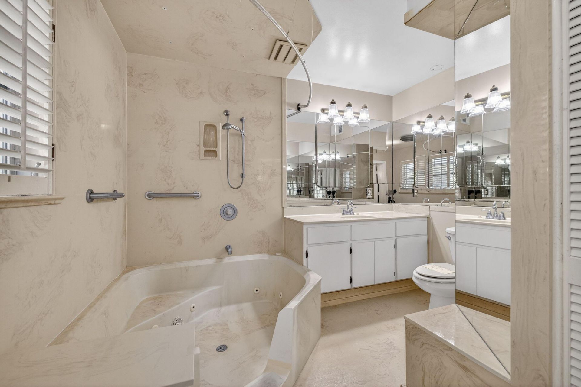 1040 SE 5th Street Se, Stuart, FL 34996 Photo