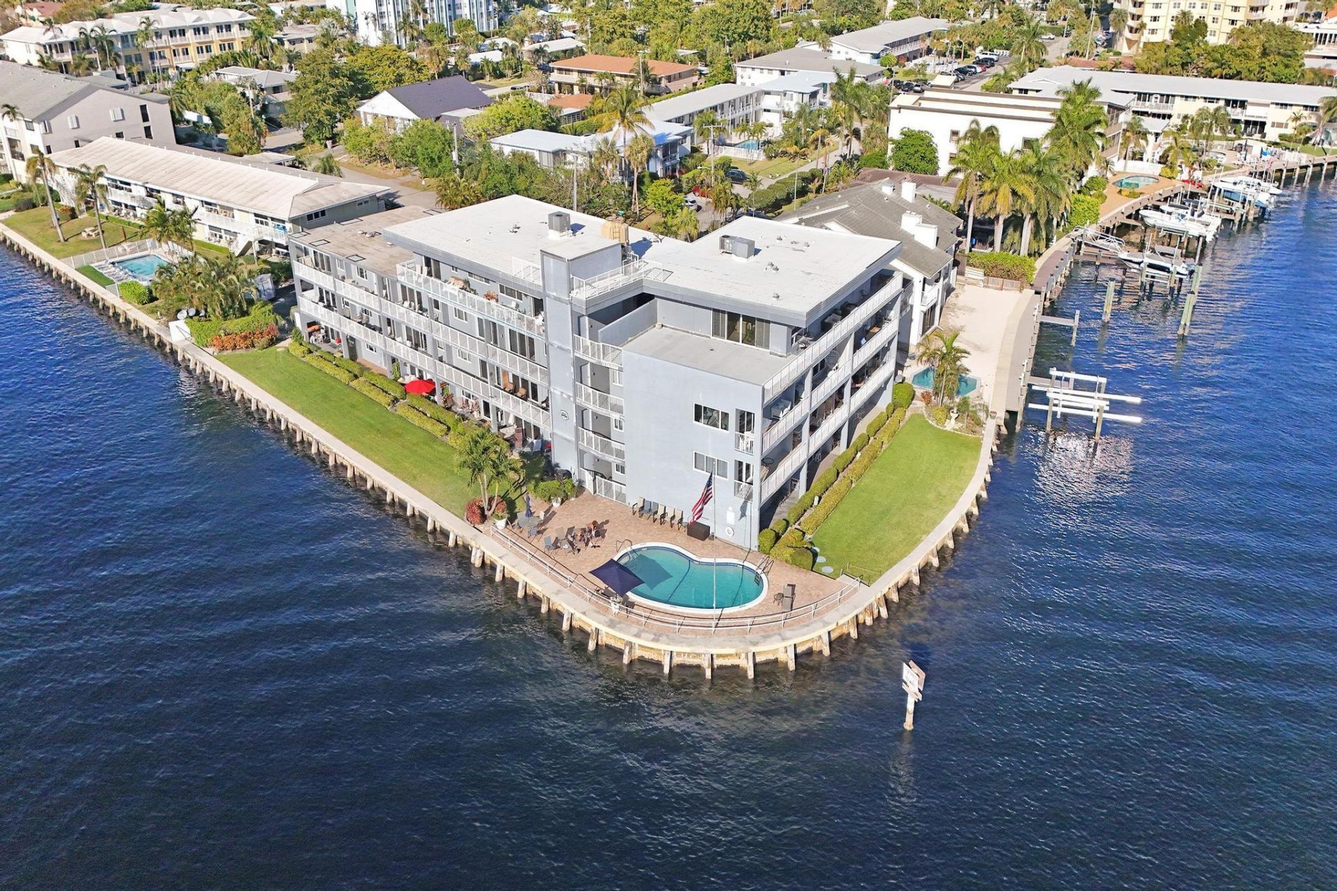 1201 S Riverside Drive, Unit 201, Pompano Beach, FL 33062 Photo