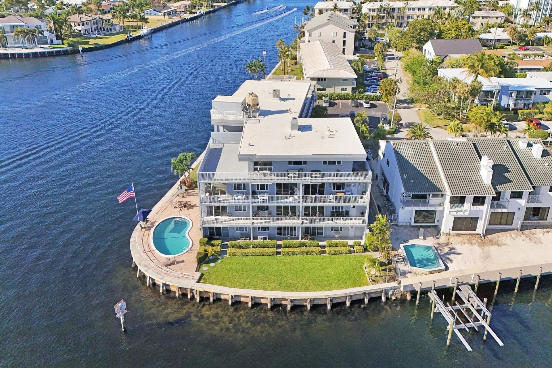 1201 S Riverside Drive, Unit 201, Pompano Beach, FL 33062 Photo