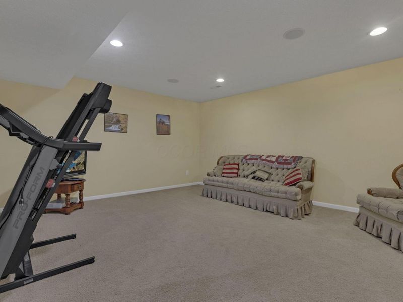 101 Longwood Crossing Boulevard, Etna, OH 43062 Photo 45