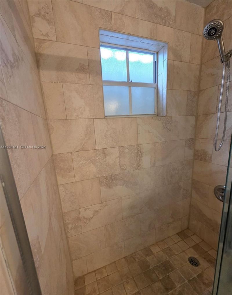 365 SW 86th Ave , Unit 201, Pembroke Pines, FL 33025 Photo