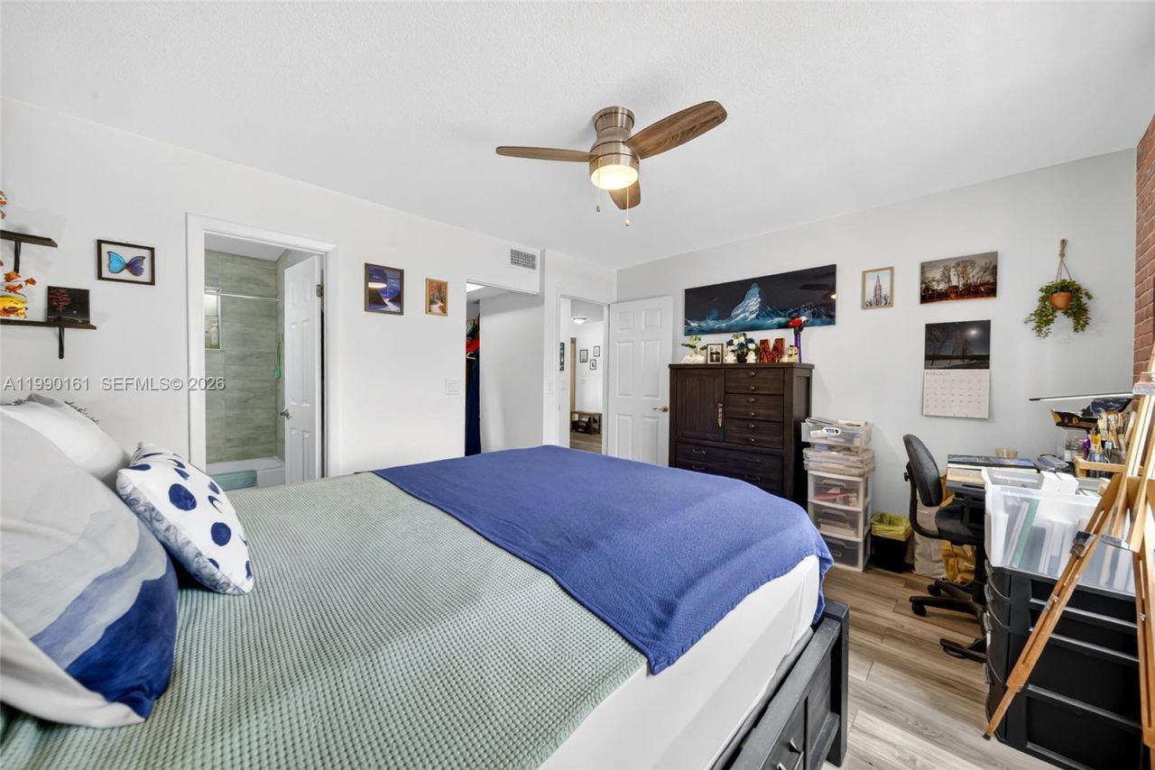 365 SW 86th Ave , Unit 201, Pembroke Pines, FL 33025 Photo